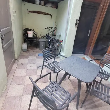 Zentrales Fuer Bis Zu 8 Personen Mit Bis Zu 4 Schlafzimmern Im Fachwerk Daire *