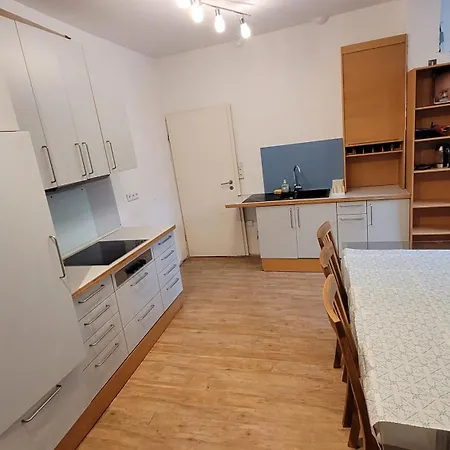 Zentrales Fuer Bis Zu 7 Personen Mit Bis Zu 4 Schlafzimmern Im Fachwerk 公寓 *